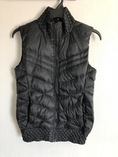 Chaleco para mujer Nike Cascade negro plumón de ganso cremallera completa talla XS USADO EN EXCELENTE ESTADO