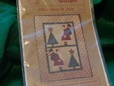 WALL QUILT PATTERN BY BEARS AND PAW DESIGNS CHRISTMAS IN JULY & PRIMATIVE ANGELS