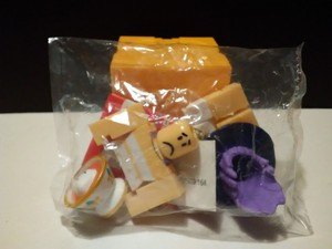 Details About Roblox Series 5 New Mystery Yellow Gold Titanic Socialite Figure W Virtual Code - 