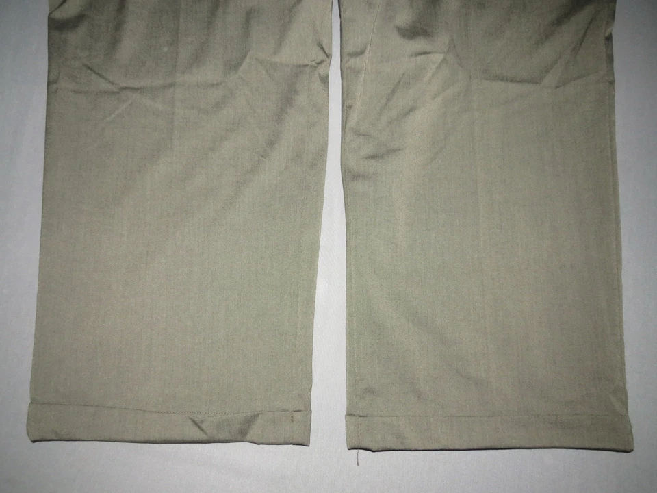 ¡NUEVO! Pantalones de Vestir HAGGAR Calce Clásico Premium Plisados Marrón Para Hombre 58 X 32 ¡NUEVOS CON ETIQUETAS! Foto 3 de 4