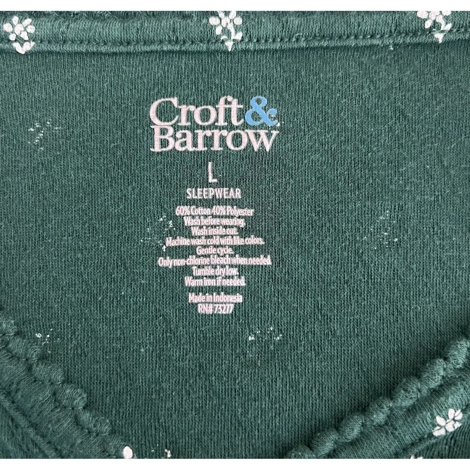 Croft & Barrow Sleepwear Women's Pajama Set L Green Christmas Holiday Floral - Image 4 of 4