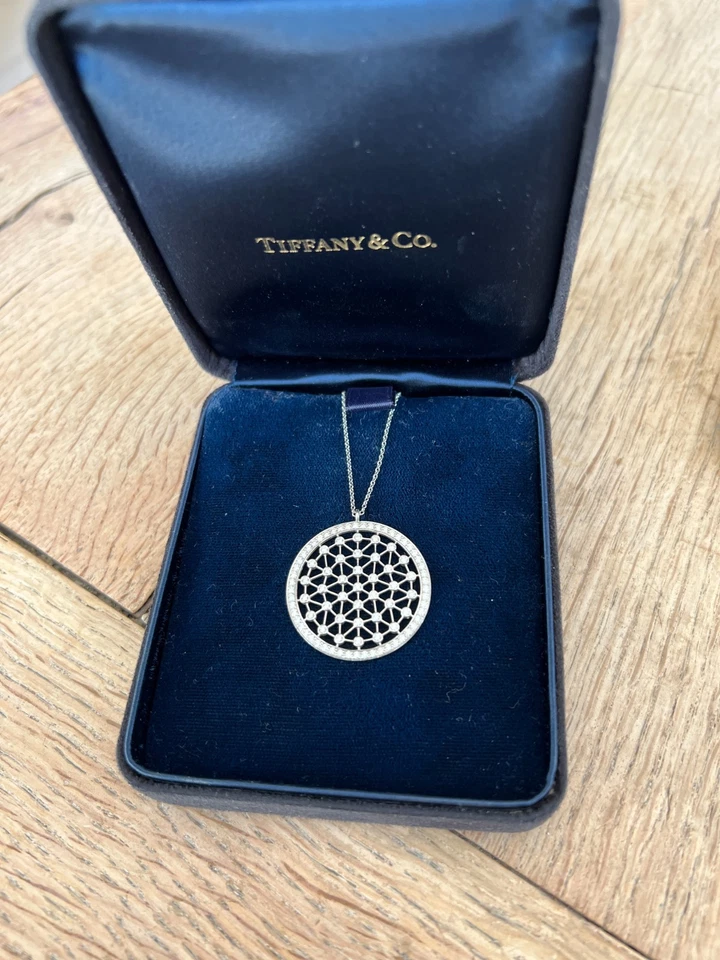 Tiffany & Co platinum "Voile" pendant set with round brilliant diamonds - Image 1 of 4