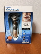 New Philips Norelco Shaver 4400 AquaTec Model AT815 - Sealed