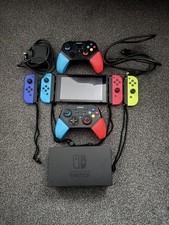 Nintendo Switch 32 GB + 128GB - Neon Blue and Red, with extra free controllers