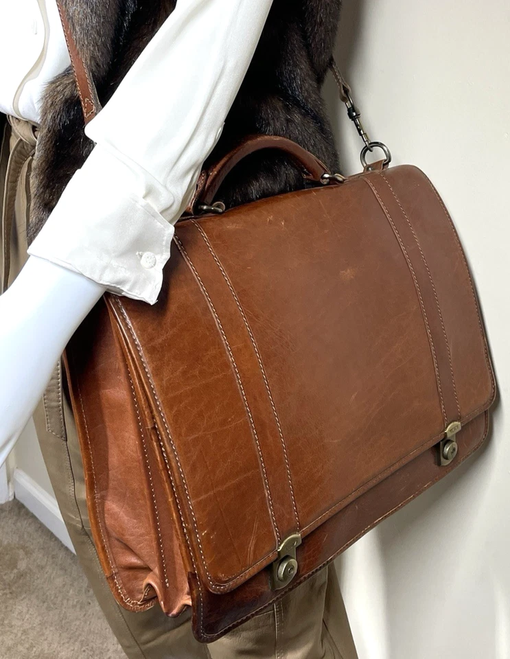 De Colección Tumi Mensajero Maletín Bolso Cuero Marrón Parte Inferior Expansible Correa Desmontable Foto 2 de 4