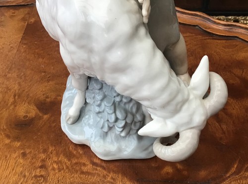 Large Vintage Nao Lladro “I'm not moving” Boy & Goat Figurine 9” X 7.5” X 4.5” - Picture 2 of 12