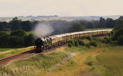 Photo 6x4 Pullman train passing Sharcott. Sharcott/SU1459 The VSOE Pullm c2011