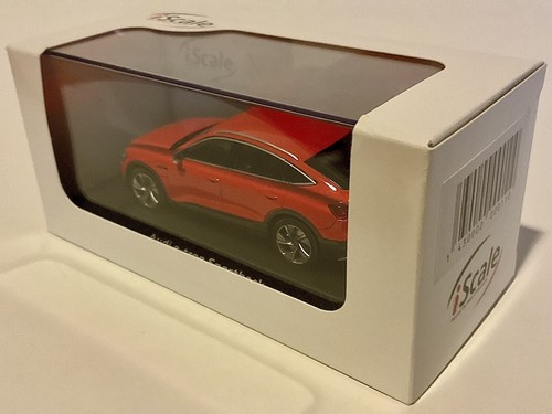 1:43 scale model car 2018 Audi E-tron Sportback red , iScale Dealer Edition - Picture 9 of 10
