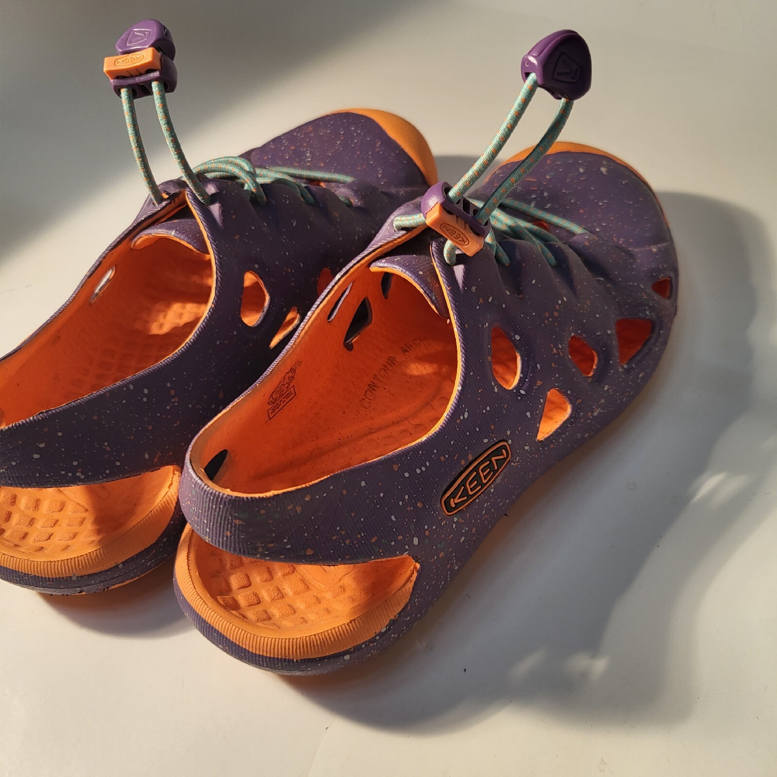 Sandali sportivi Keen Rio bambino taglia 4 viola splatter scarpe da acqua gomma cinch