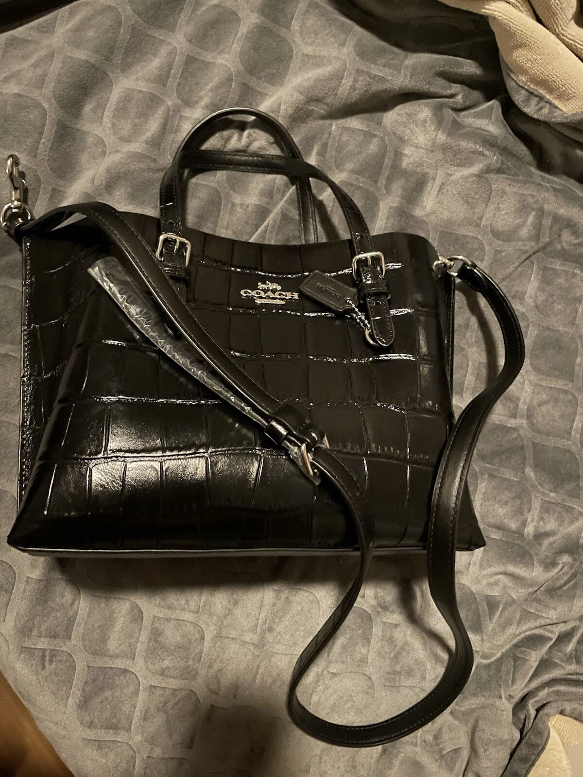 Borsa Coach donna a tracolla in alligatore nuova valutata 428€