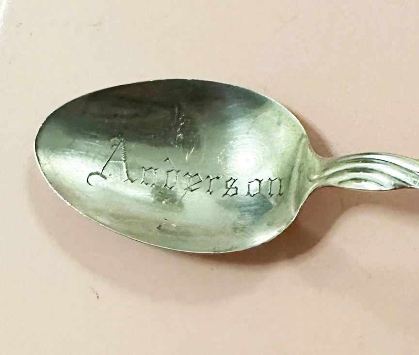 1907 年纯银古董纪念品勺子 Lilies of Valley Whiting Anderson — 第 3/4 张图片