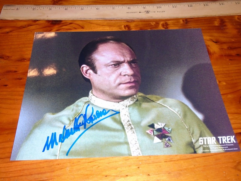 Malachi Throne STAR TREK TOS  AUTOGRAPHED Photo 10 x 8 Jose Mendez Sen. Pardek