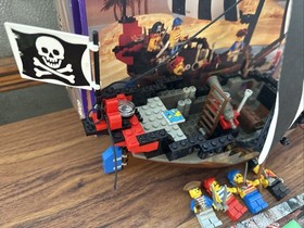 LEGO Renegade Runner 6268 Pirates Complete W/ All Original Promos