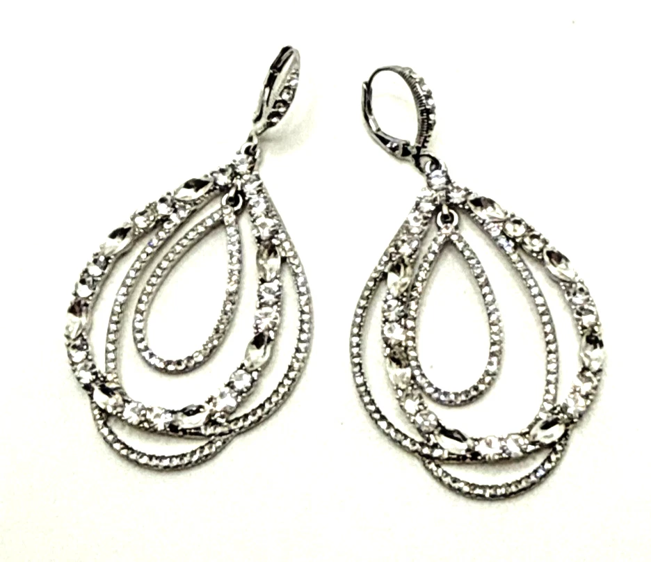 GIVENCHY Pendientes colgantes orbitales de cristal de seda con diamantes de imitación perforados declaración 2 1/2" Foto 3 de 4