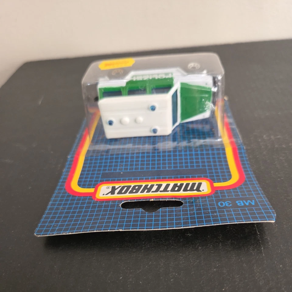 Unopened Matchbox MB 30 Mercedes Benz G Wagon 280GE Polizei Police 1987. - Image 3 of 4