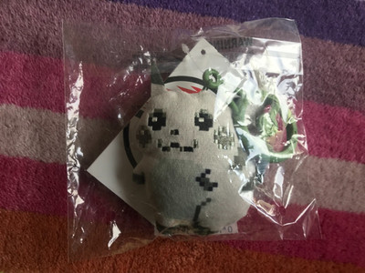 Schlüsselanhänger Pikachu 1996 Style Plüsch - Pokemon Center Exclusive Pixel Sprite