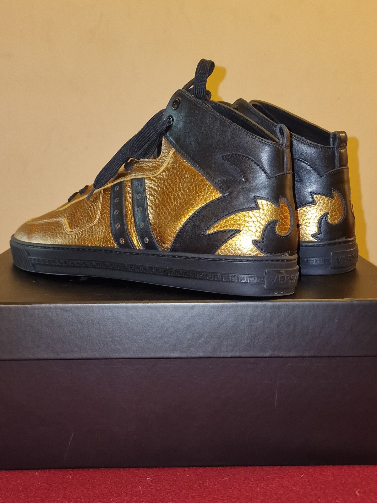 Versace Vitello Laminato Oro Nero Sneakers image 4
