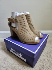Top Moda Strappy Cut Out Palm-20 Gladiator Open Toe Wedge, Tan Sandal Size 6.5