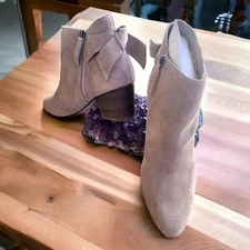 Sole Society Nude Suede Leather Binx Ankle Boot 2.5" Heel Sz 10 New