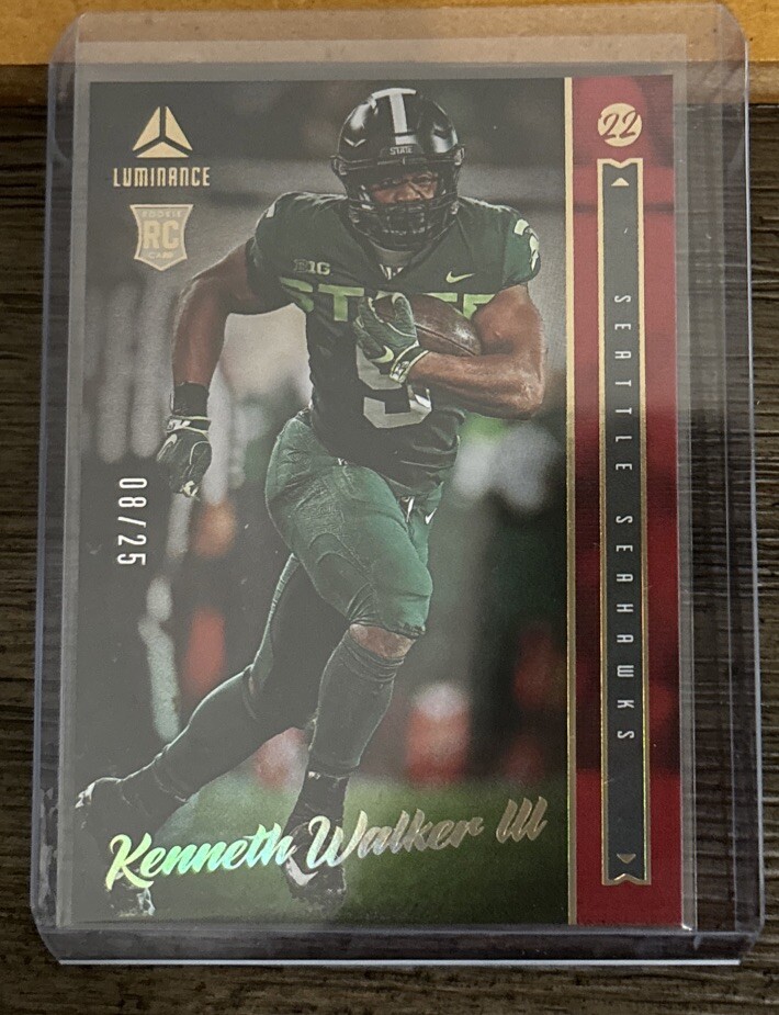 2022 Panini Luminance Rookie Red /25 Kenneth Walker III #106 Rookie RC