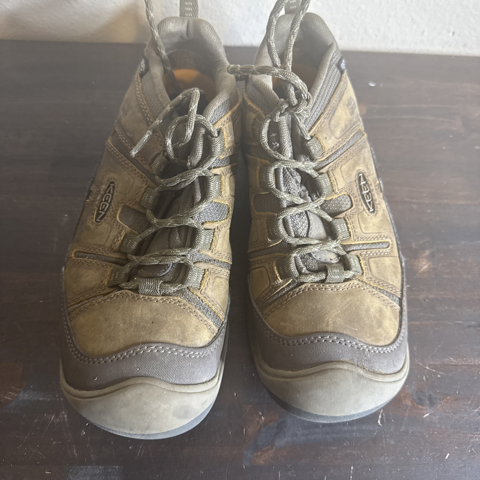 Scarpe da trekking Keen Circadia donna verde scuro marrone basse impermeabili taglia 8