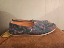 Tom's Alpargata Womens sz 12 Blue Pink Leaves Slip On Casual Canvas Shoes #41