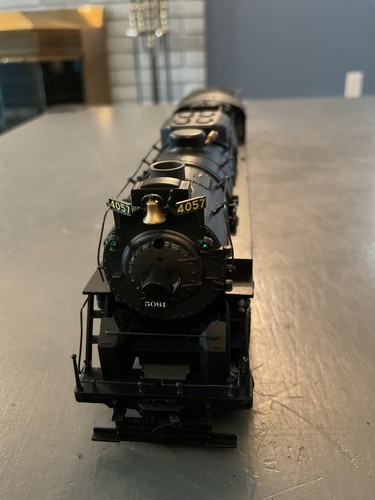 Locomotora de tren modelo escala HO Bachmann placa de níquel carretera y licitación 4057 5061 | Condition: Used