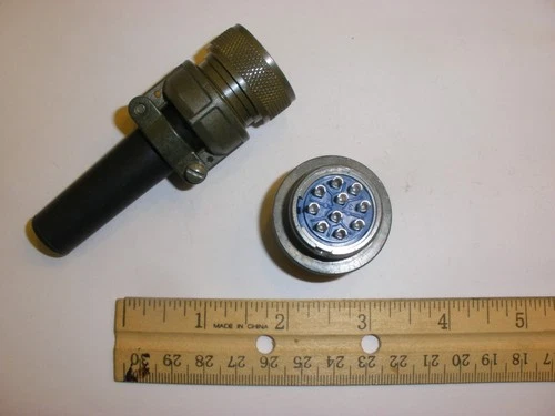 NEW - MS3106A 18-1S (SR) with Bushing - 10 Pin Female Plug