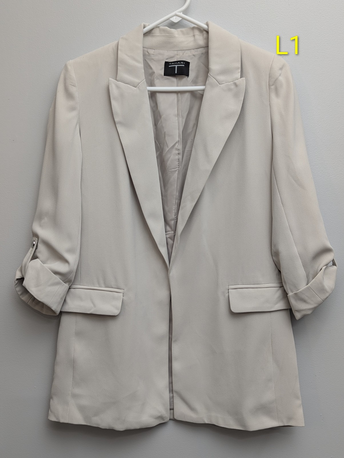 L1 Tahari Blazer Jacket Women's Sz L Lined Taupe Classic Preppy Office Versatile