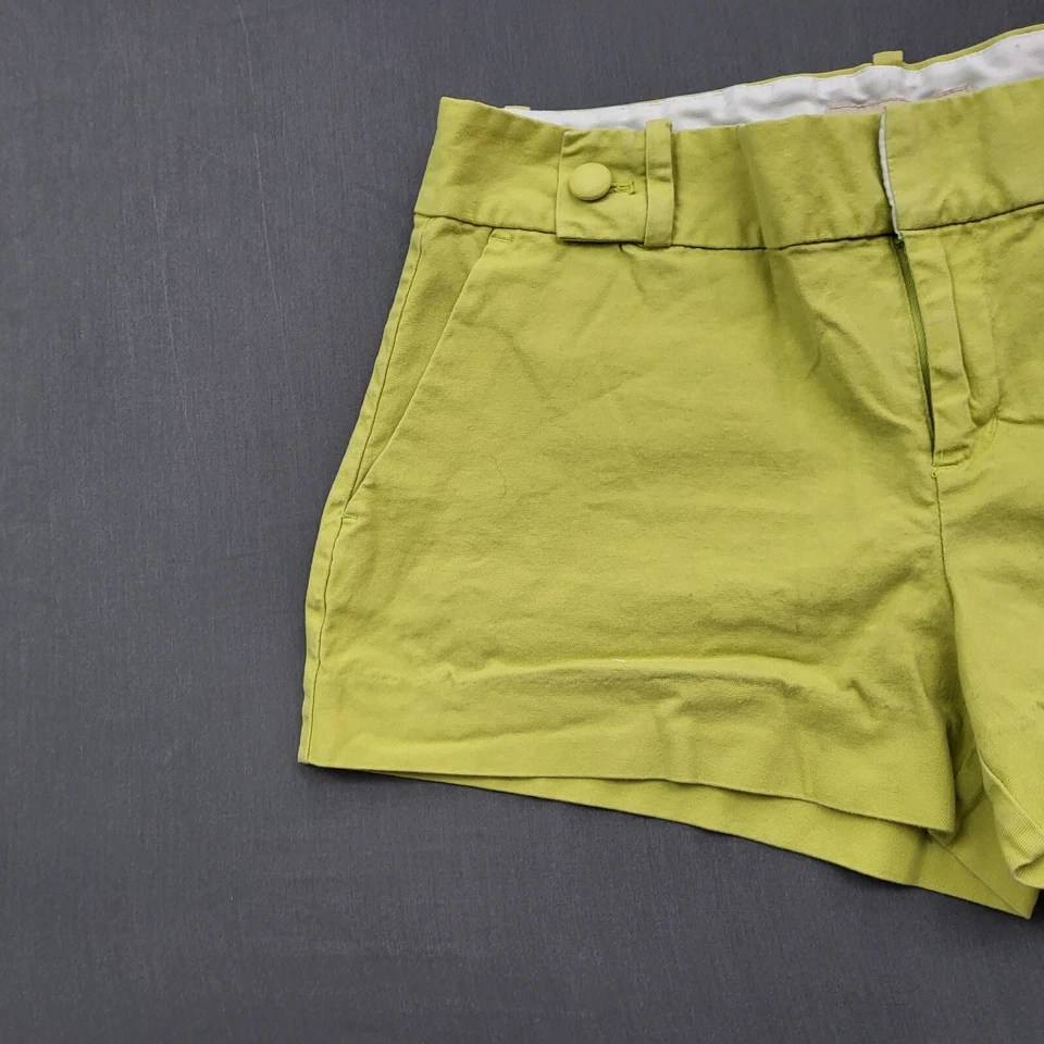 Banana Republic Shorts Womens 6 Low Rise Ryan Fit Chino 2.5" Inseam Lime Yellow - Image 2 of 4