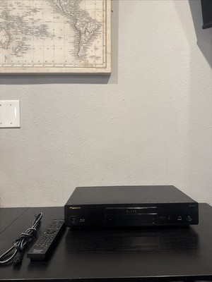 Pioneer Elite Blu Ray 3D DVD Player With Remote BDP-62FD