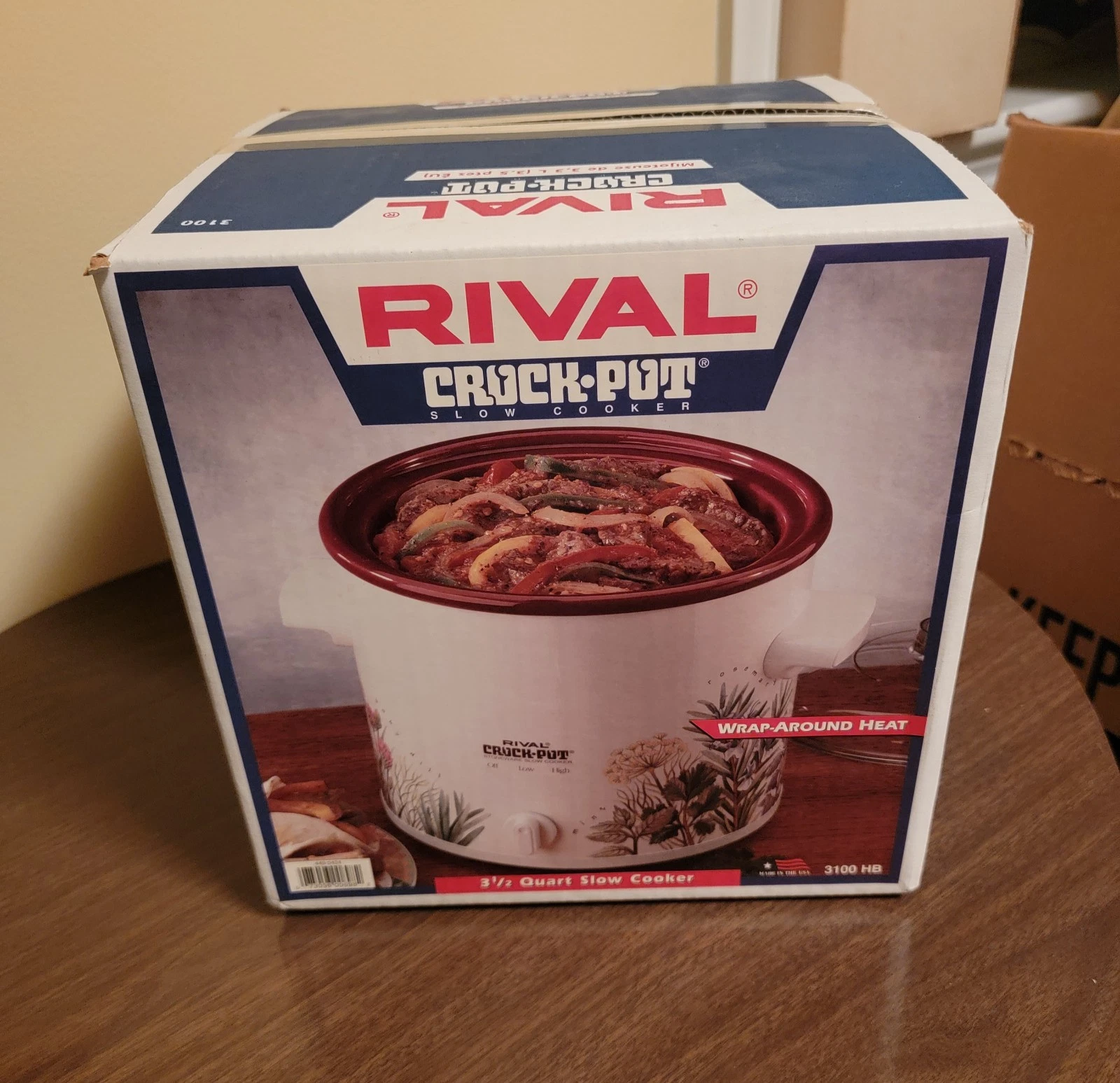 Rival 3 1/2 Quart Crock Pot New In Box