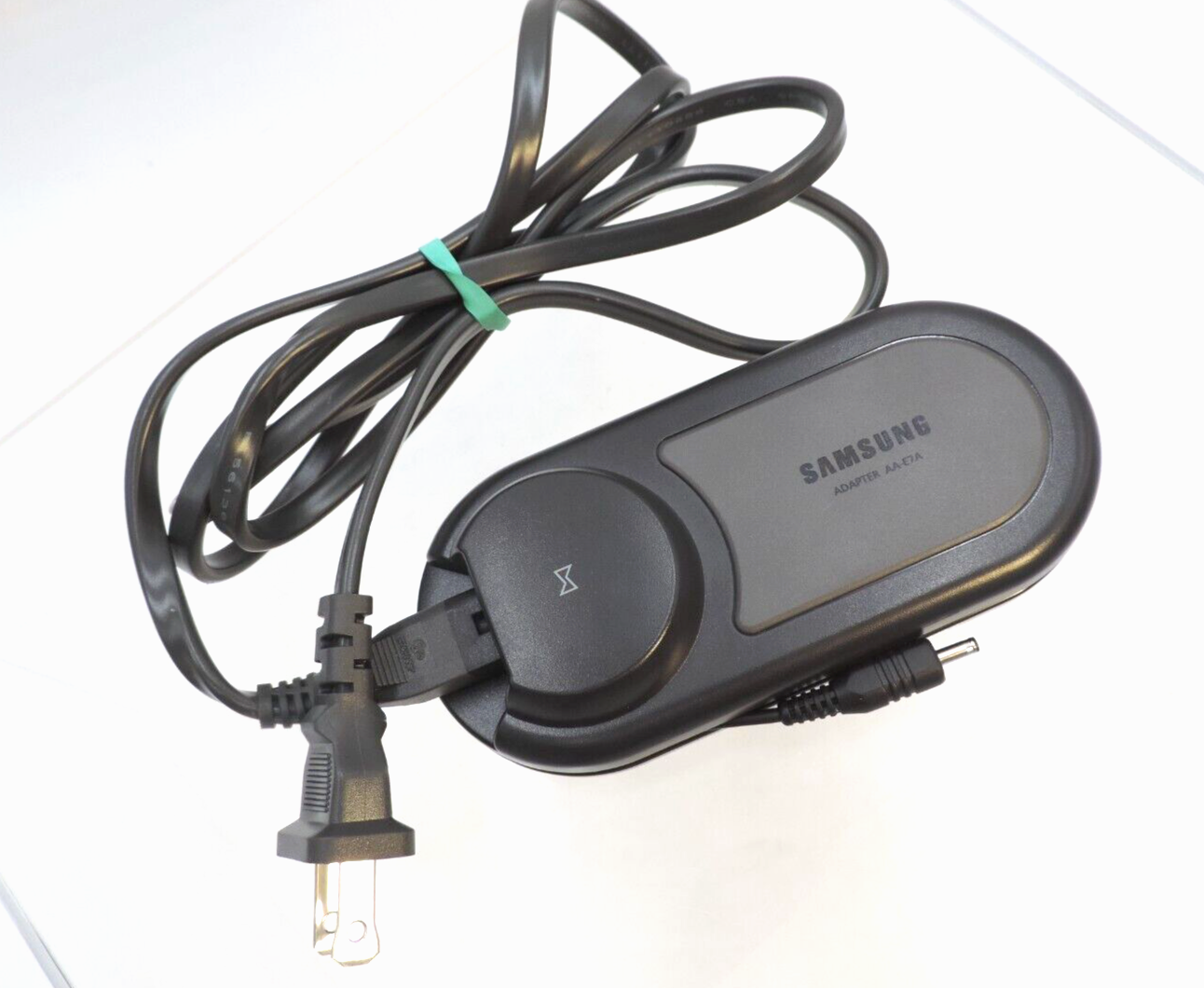 Samsung SCL810 Hi8 8mm Camcorder / Untested, No Battery, Powers Up eBay