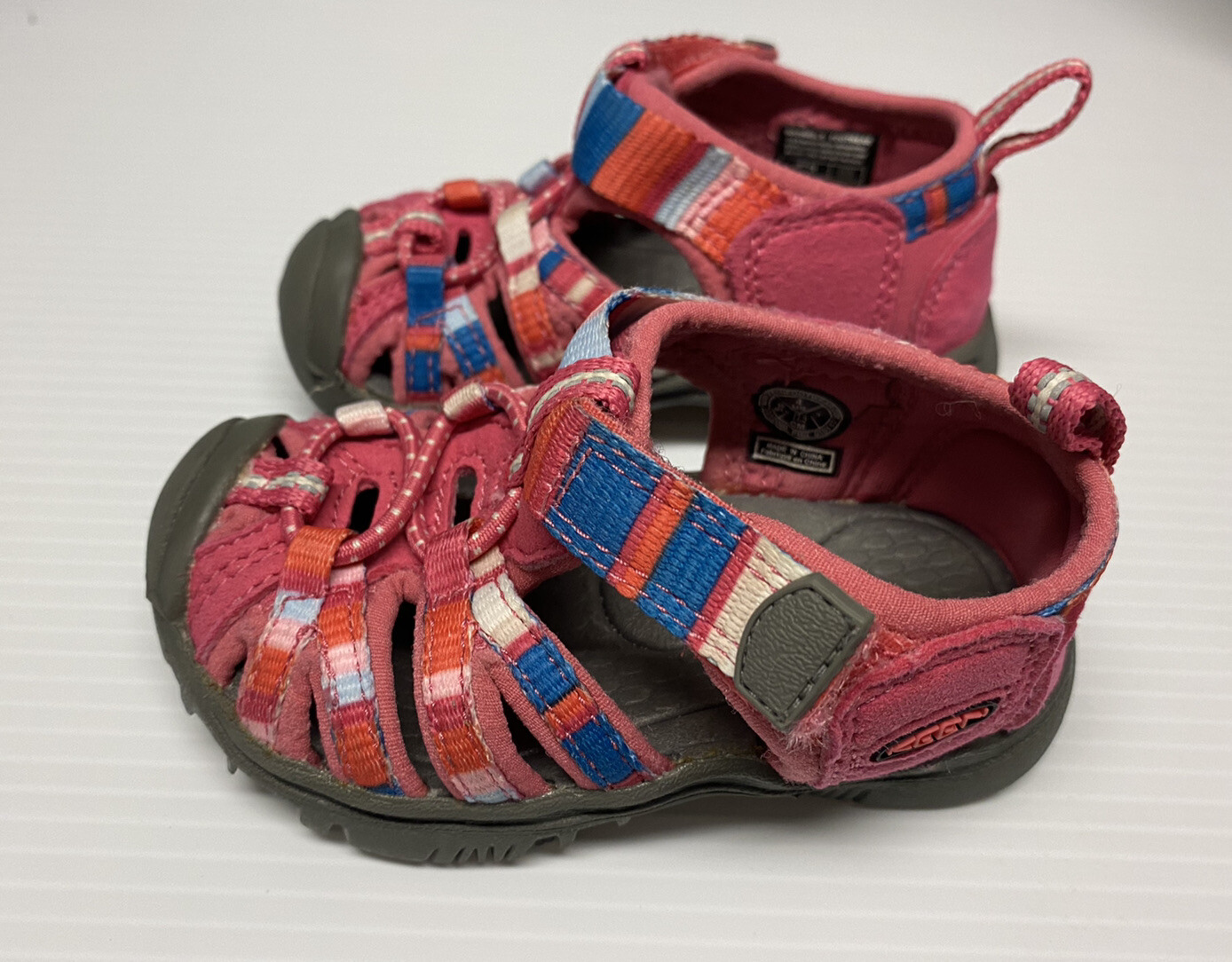 KEEN Whisper Toddler Kids Size 4 Water Shoes PINK Hiking Sandals