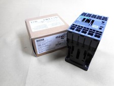 SIEMENS 3RH2122-2BB40 contactor  relay (NIB)