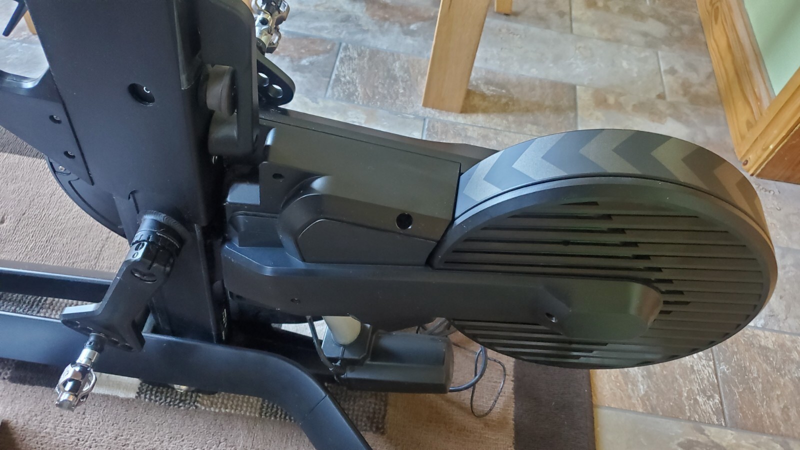 WAHOO KICKR BIKE INDOOR SMART TRAINER *HARDLY USED* eBay