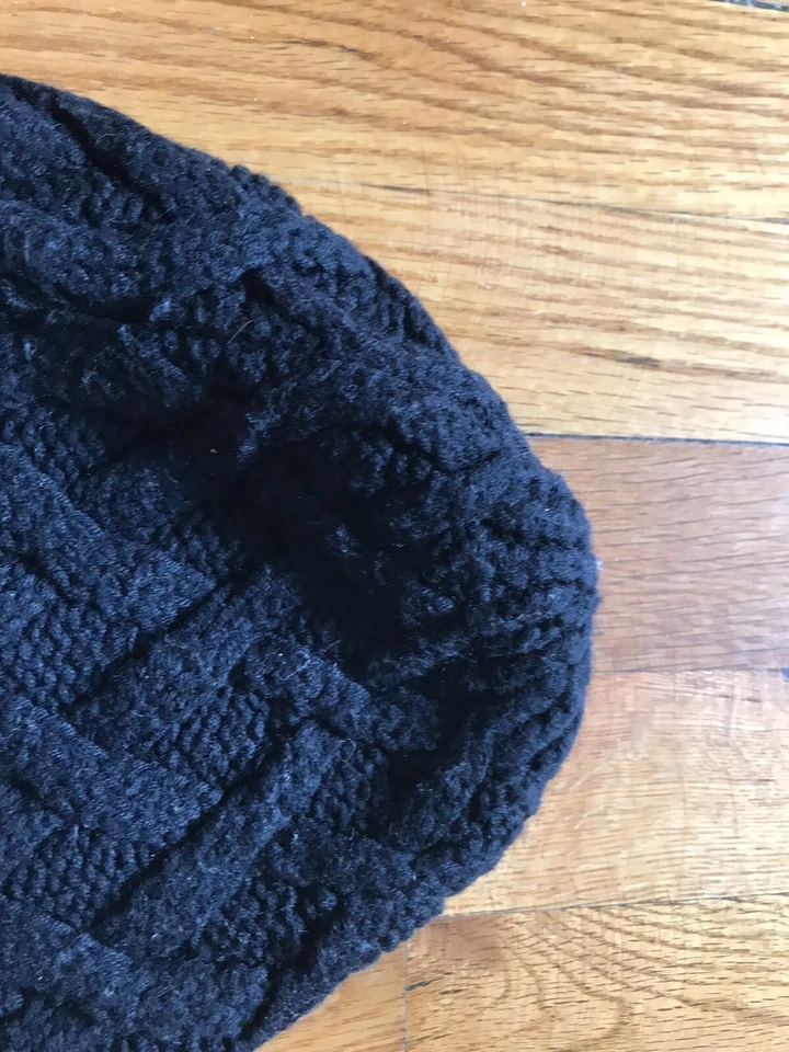 Gorro de invierno de mezcla de lana y cachemira negro de Banana Republic Unisex Talla única Foto 2 de 4