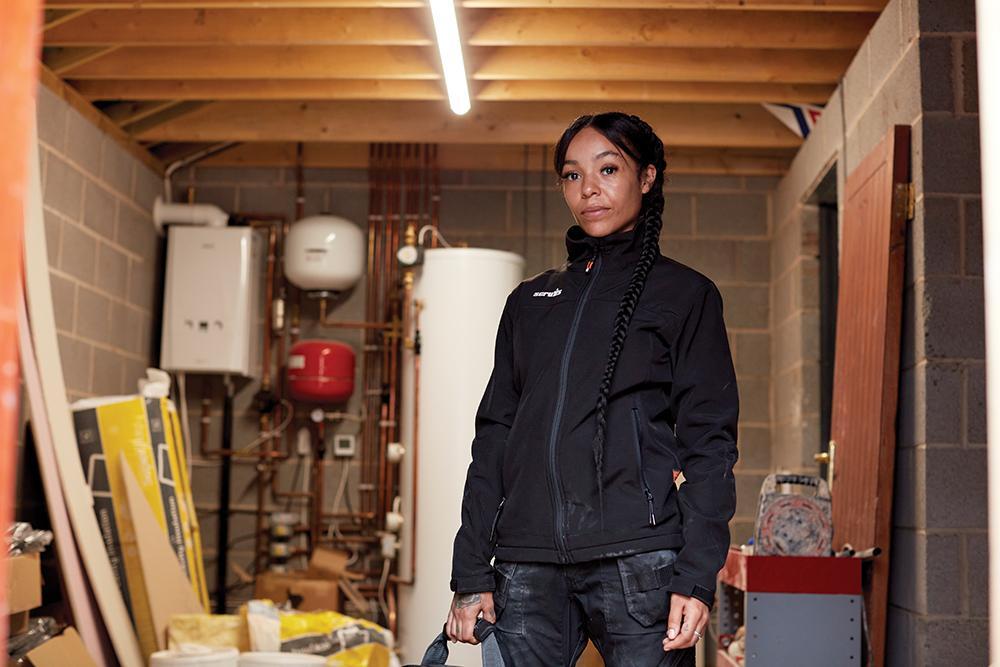 Thumbnail - Scruffs Damen Softshelljacke „trade“ Größe 32