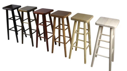 Barhocker & Hocker fürs Wohnzimmer Massivholz