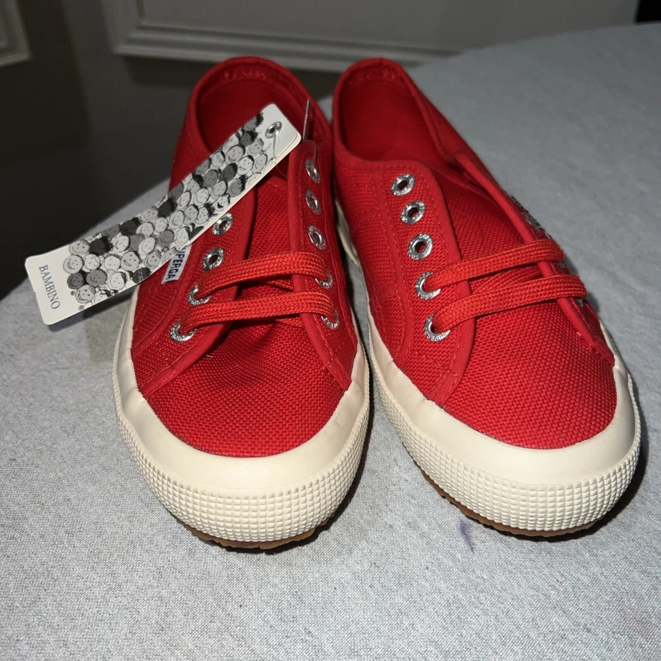 SUPERGA NUEVO CON ETIQUETAS JUVENIL ROJO Lona 2750 Coto Clásico Tenis Entrenadores Bajos 34E/2.5US Foto 2 de 4