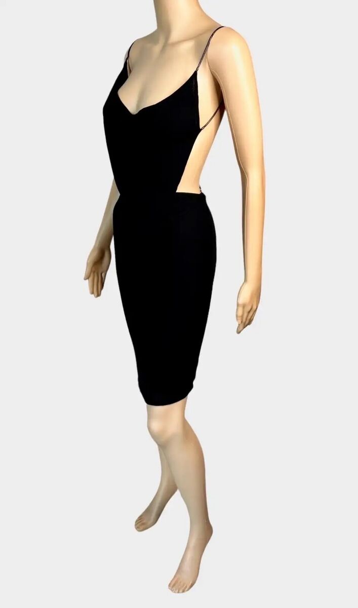 Tom Ford for Gucci S/S 1997 Runway Chain Cutout Backless Tom Ford for Gucci S/S 1997 Runway Chain Cutout Backless