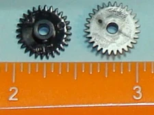 2 MOTOR GEARS AS USED IN TYCO TRAINS MADE IN HONG KONG