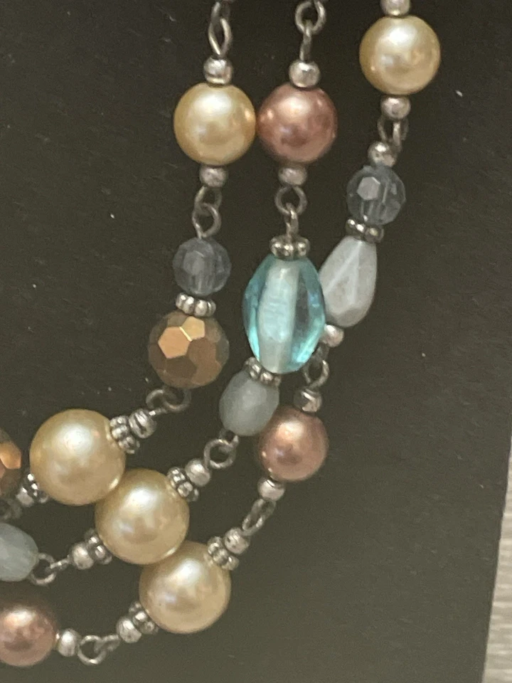 Collar con cuentas en capas Premier Designs perlas acuáticas bronce Foto 3 de 4