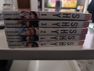 Shi Bukimi Miki Manga Band 1-5 Komplett Deutsch und In Super Zustand Neuwertig