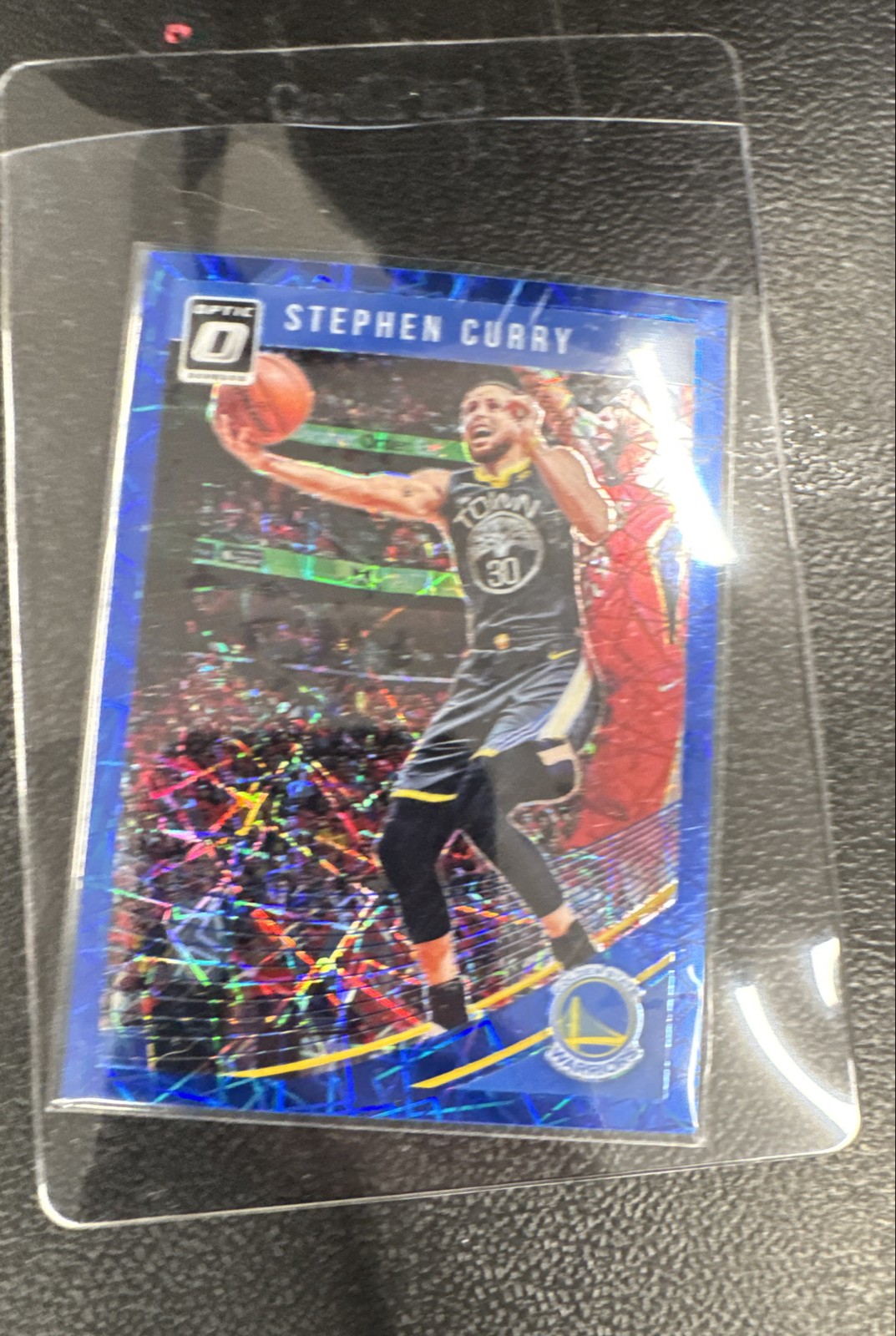 2018-19 Panini Donruss Optic - Stephen Curry #2 Blue Velocity Prizm