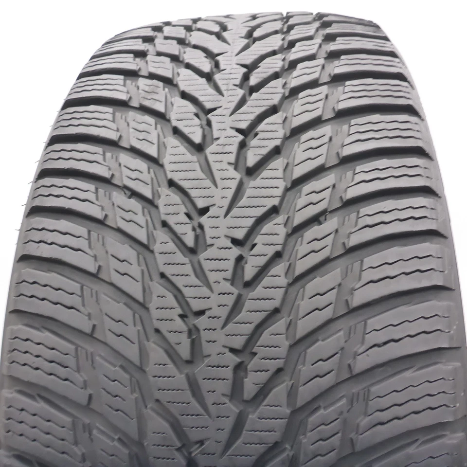 235 40 19 1x Nokian 235/40 R19 96V XL SnowProof 1 Pneumatici 2023 6,8mm - Immagine 2 di 4