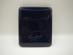 VANDOREN Bb CLARINET REED CASE - BLUE TRI-FOLD PROTECTOR HOLD 8 REEDS