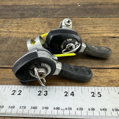 Paire de Shifters SHIMANO Leviers vitesses vélo route Vintage - Équipements vélos