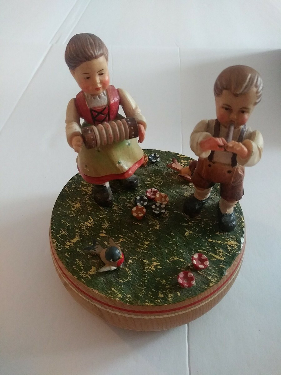 Vintage Reuge Swiss Movement Song Of Weggis Wooden Music Box Vintage Reuge Swiss Movement Song Of Weggis Wooden Music Box
