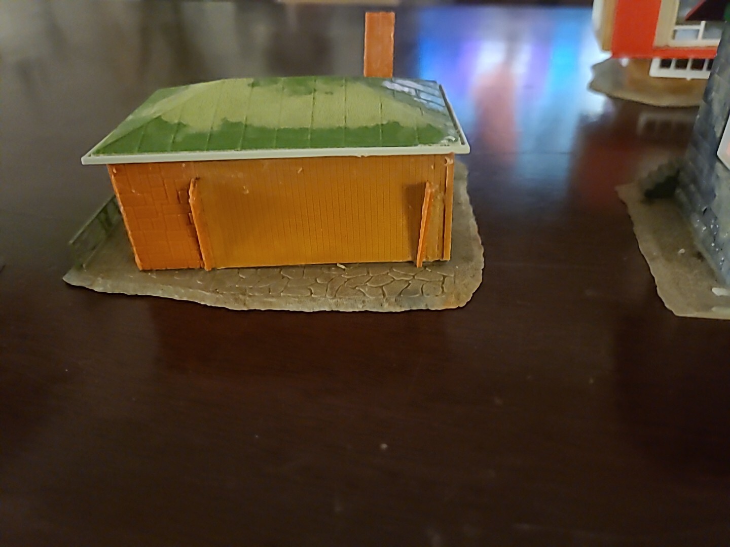 LOT OF 6 VINTAGE HO RAILROAD MODEL TRAIN HOUSES, BUILDINGS eBay